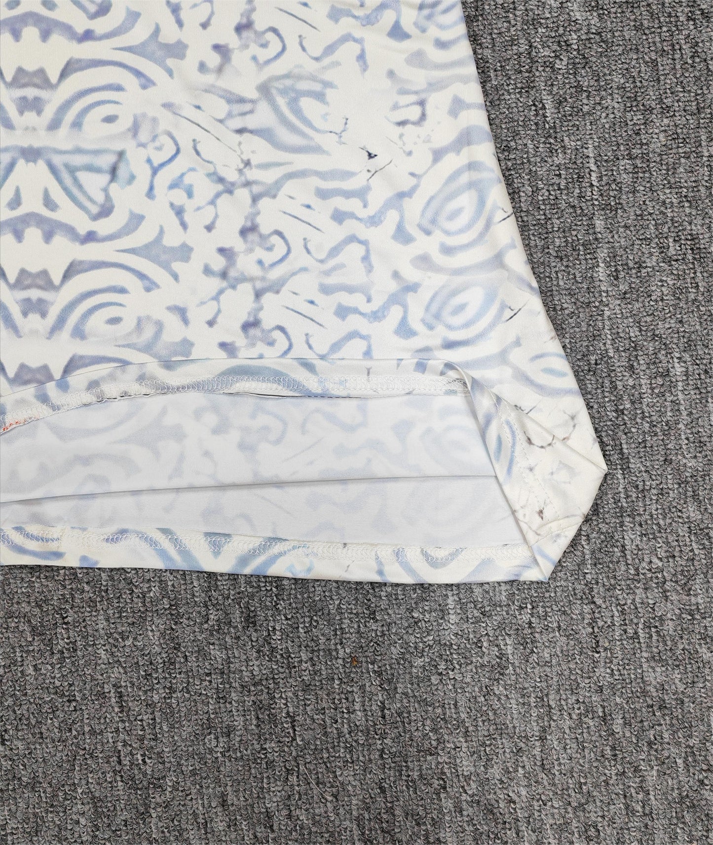 LP | Abito classico ed elegante in generale