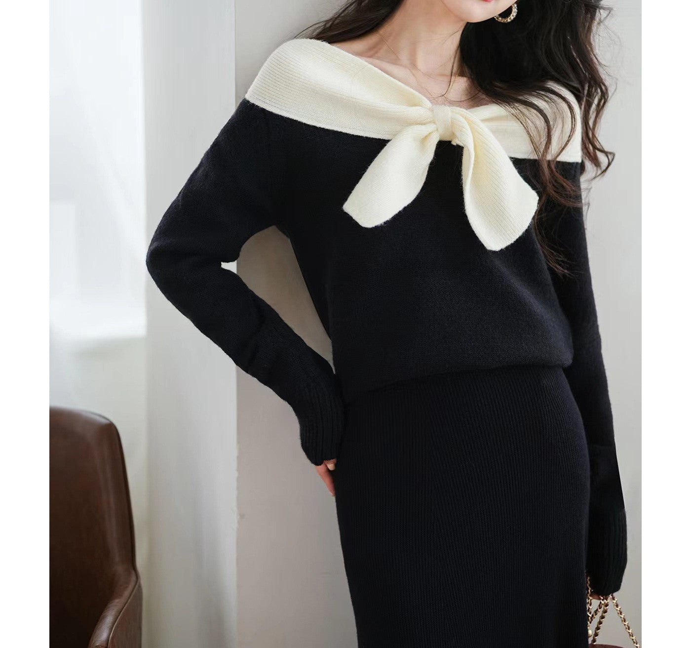 LP ® | Elegante maglione in maglia con fiocco sul davanti