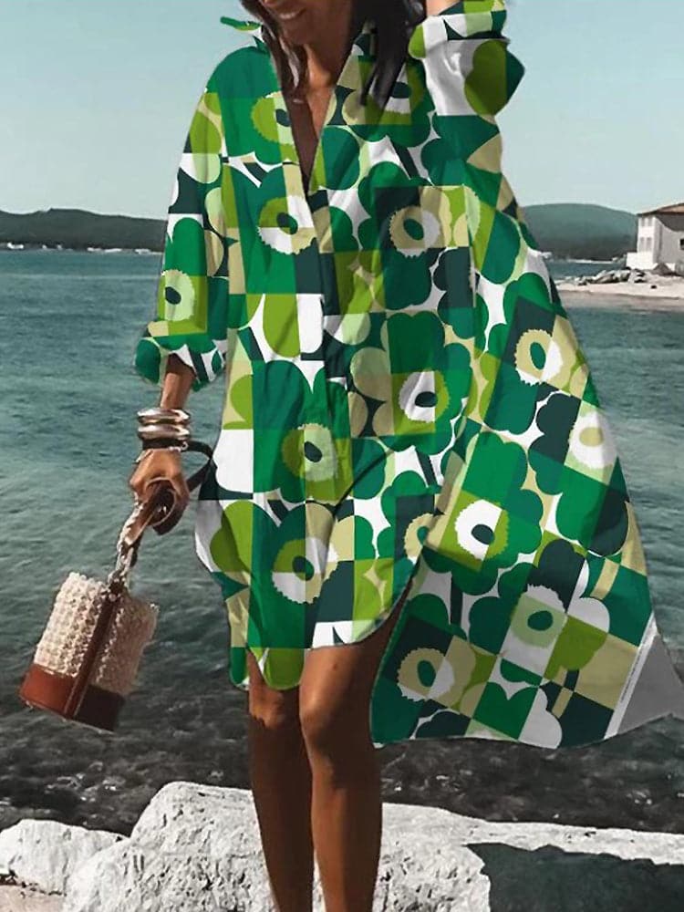 LP | Abito colorato e largo con motivi estivi