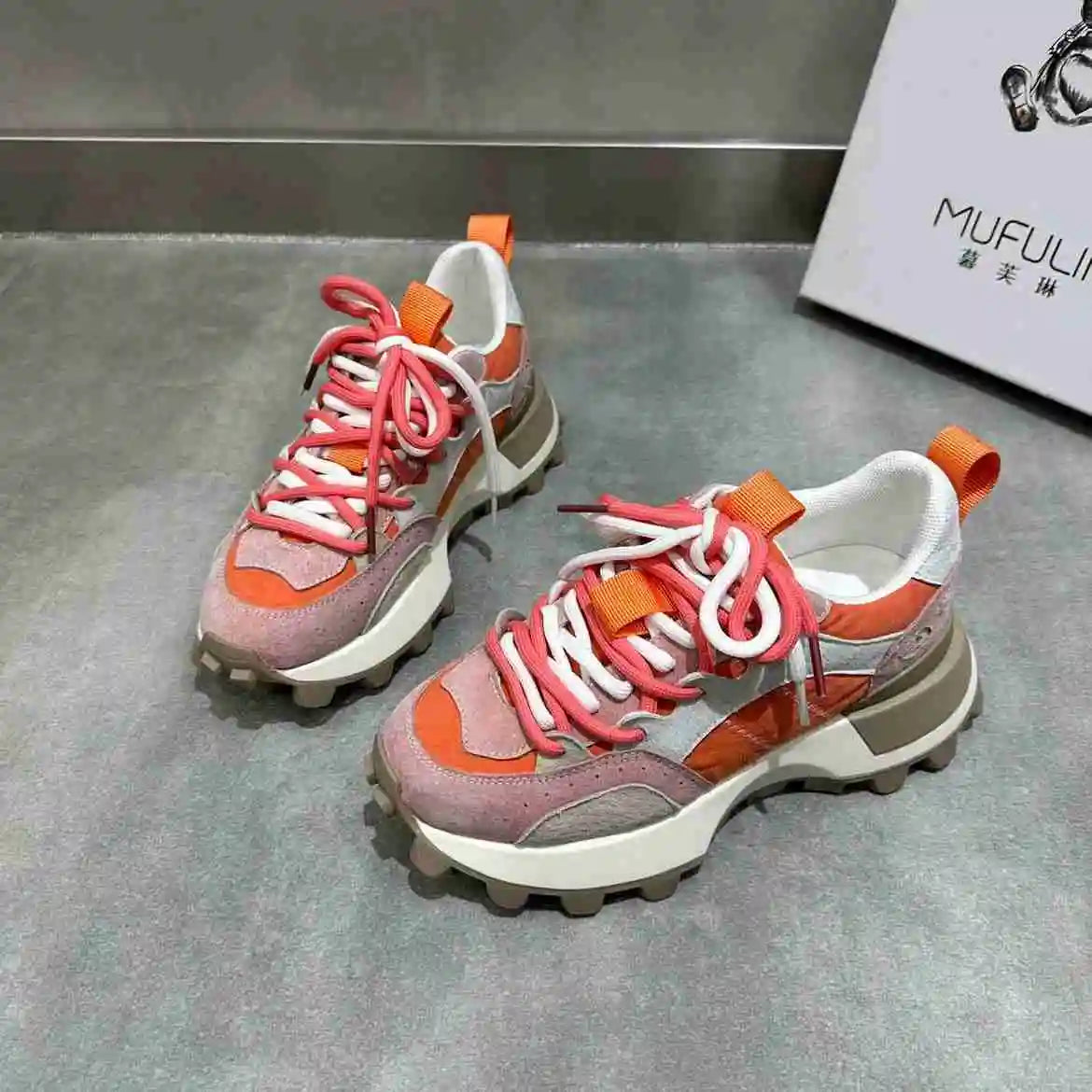 Ortopedico Sneakers comodo e alla moda