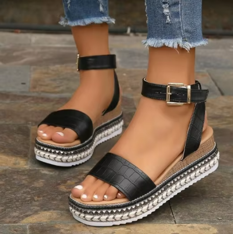 LP | Sandali con zeppa e strass