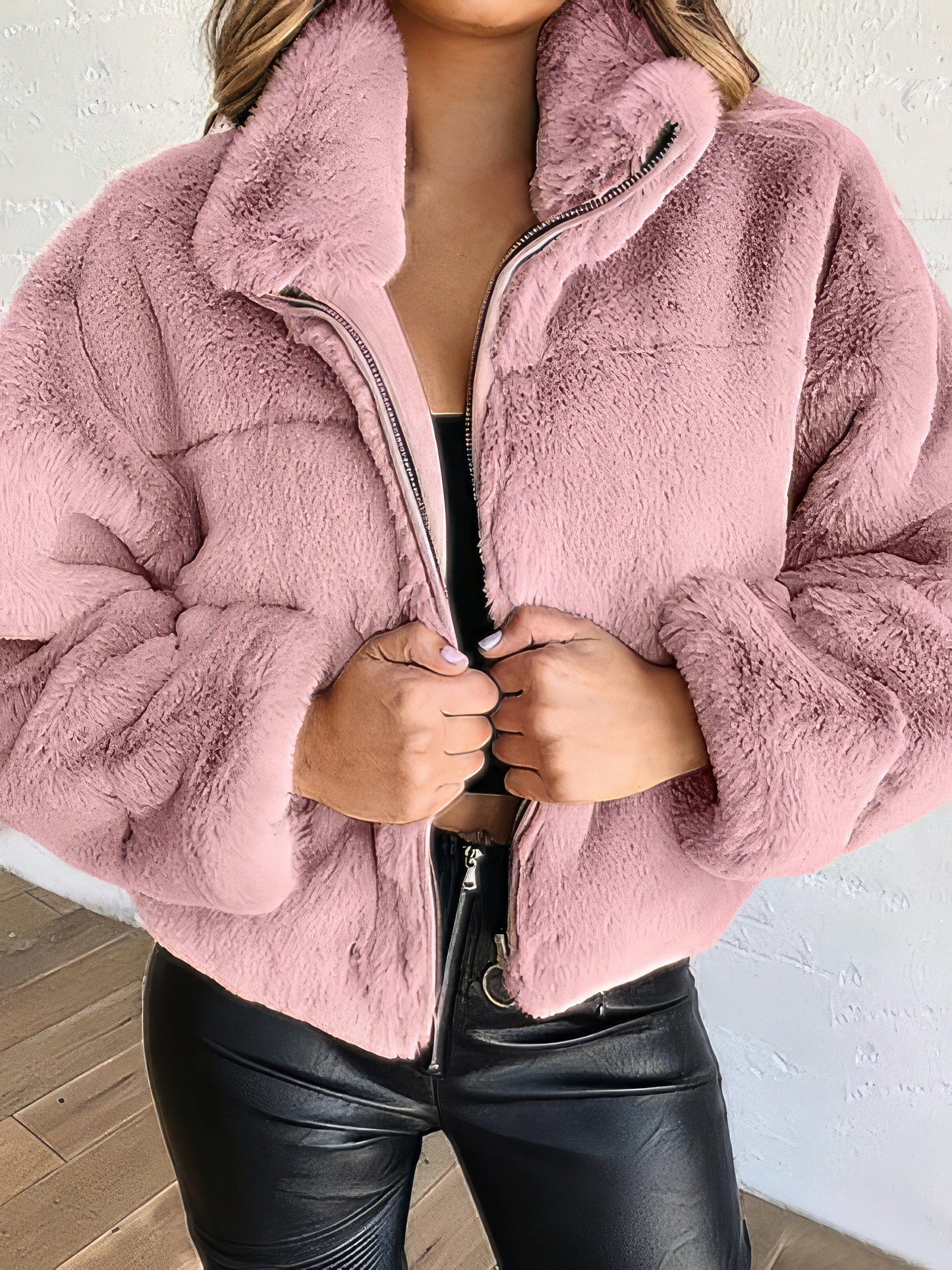 LP | Cappotto minimalista e isolato