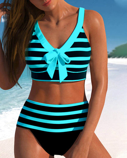 LP | Elegante bikini estivo colorato