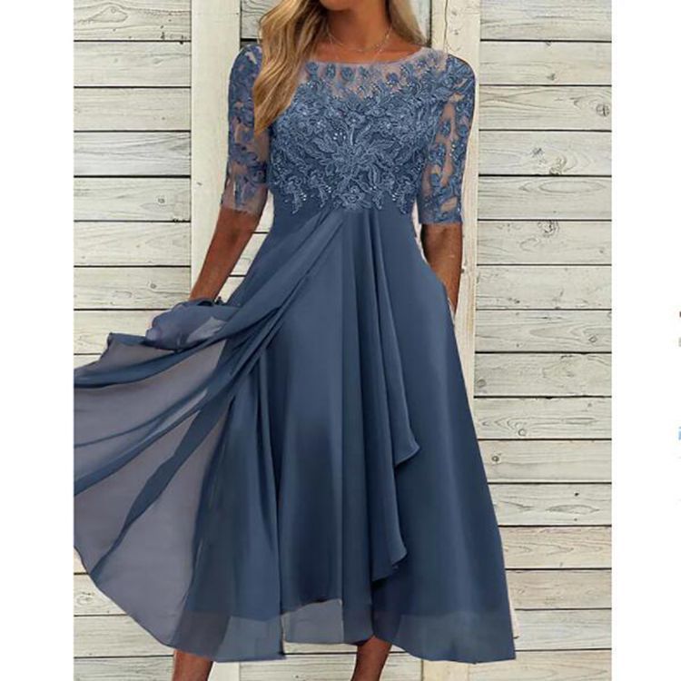 LP | Abito midi in chiffon con maniche trasparenti di lunghezza midi