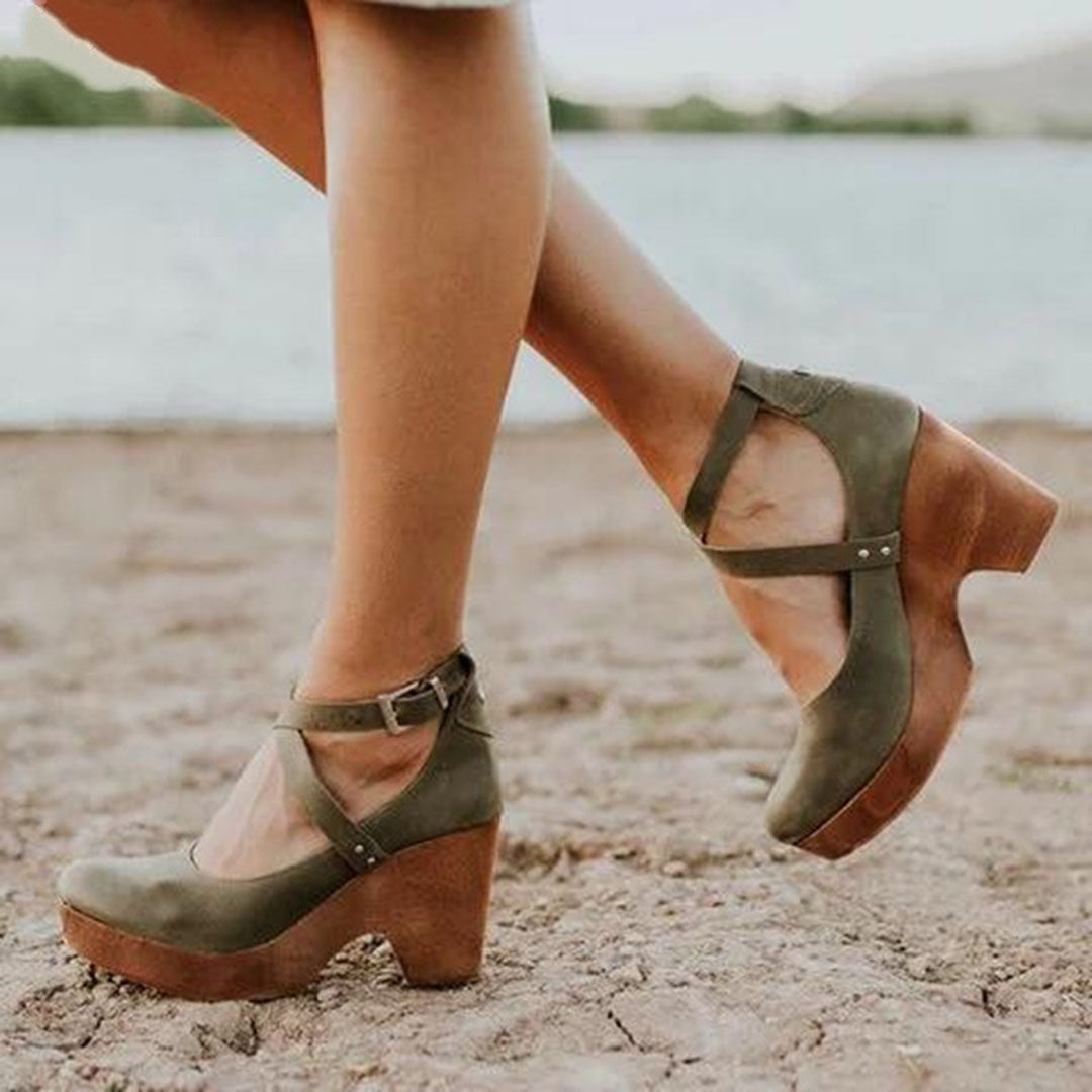 LP | Scarpe con la zeppa