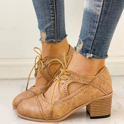 LP | Scarpe stringate retrò con cut-out