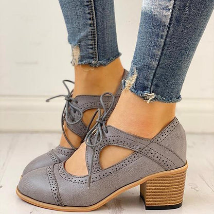 LP | Scarpe stringate retrò con cut-out