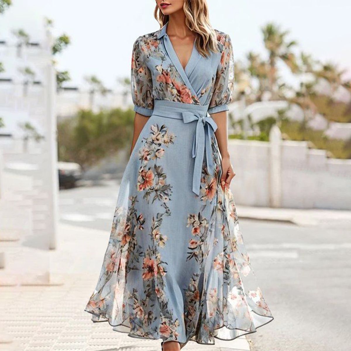 LP | Abito midi blu con maniche corte e scollo a punta
