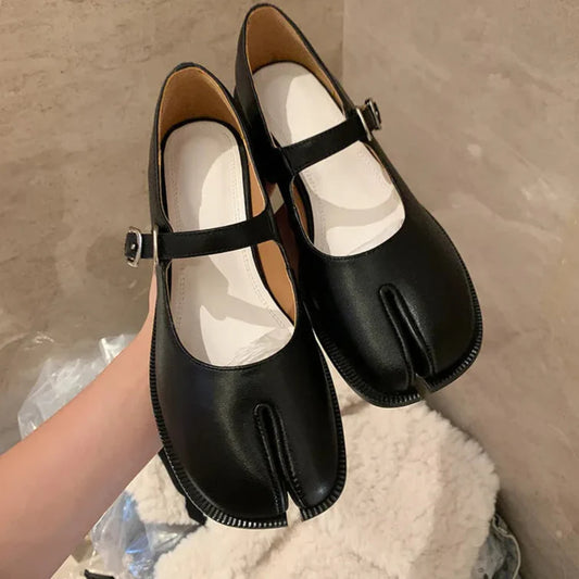 LP | Ballerine in pelle con punta spaccata